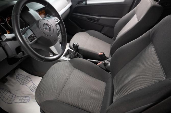 Opel Astra H Рестайлинг с пробегом 2011 года, цена 549 000 рублей, 217000 км, хэтчбек, Автокод Объявления