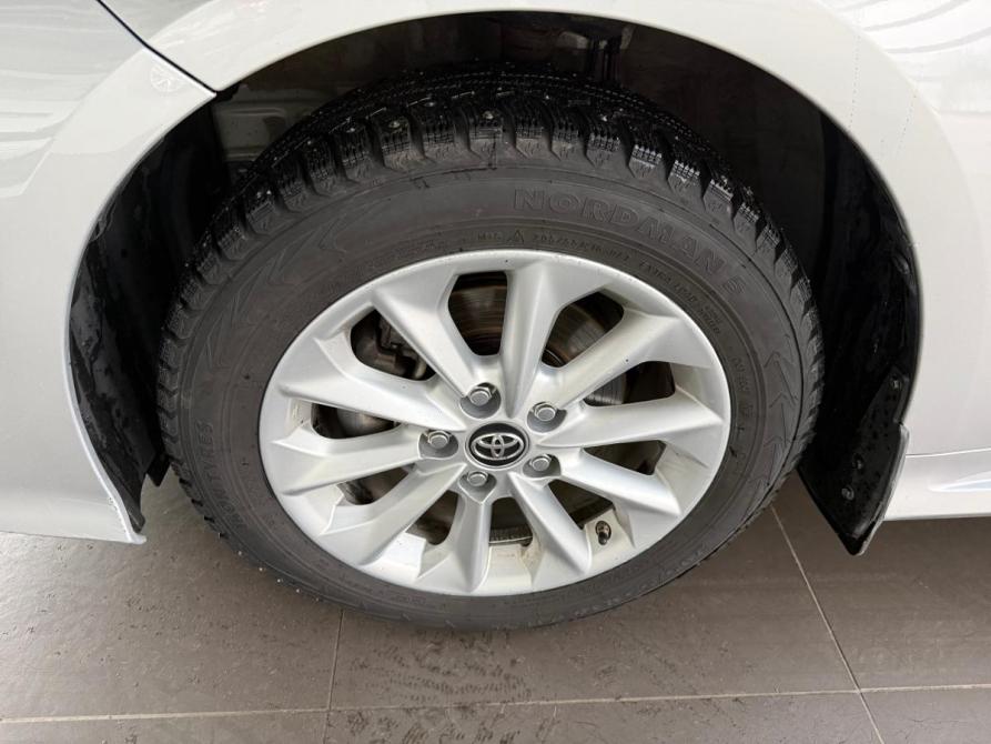 Toyota Corolla XI (E160 E170 E180) Рестайлинг 1 Нижний Тагил  - изображение 16