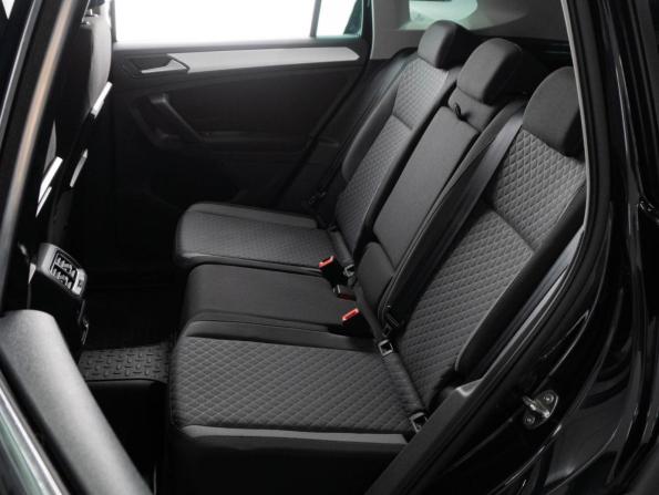Volkswagen Tiguan II с пробегом 2017 года, цена 2 649 000 рублей, 99988 км, внедорожник, Автокод Объявления