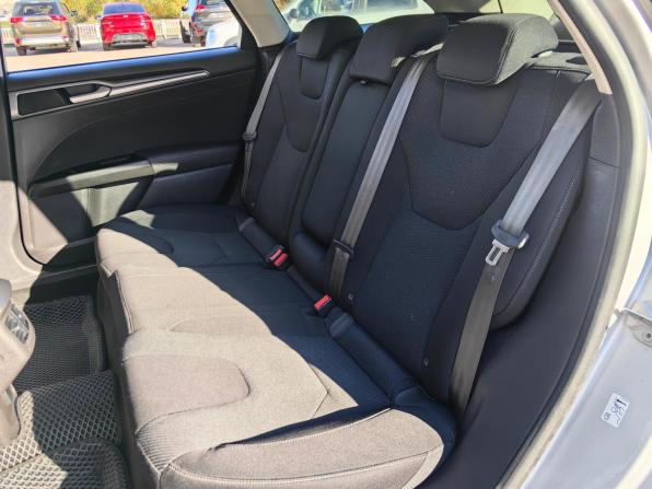 Ford Mondeo V с пробегом 2018 года, цена 1 285 000 рублей, 274000 км, универсал, Автокод Объявления