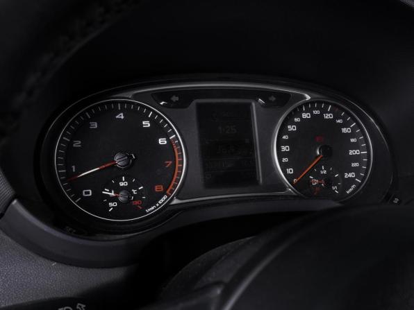 Audi A1 I (8X) с пробегом 2012 года, цена 1 320 000 рублей, 137113 км, хэтчбек, Автокод Объявления