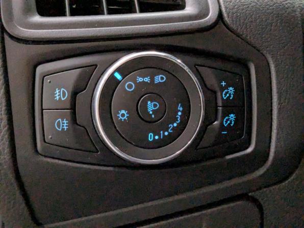 Ford Focus III с пробегом 2013 года, цена 890 000 рублей, 77873 км, хэтчбек, Автокод Объявления