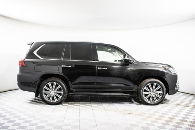 Lexus LX III Рестайлинг 2 с пробегом 2016 года, цена 6 495 000 рублей, 171620 км, внедорожник, Автокод Объявления