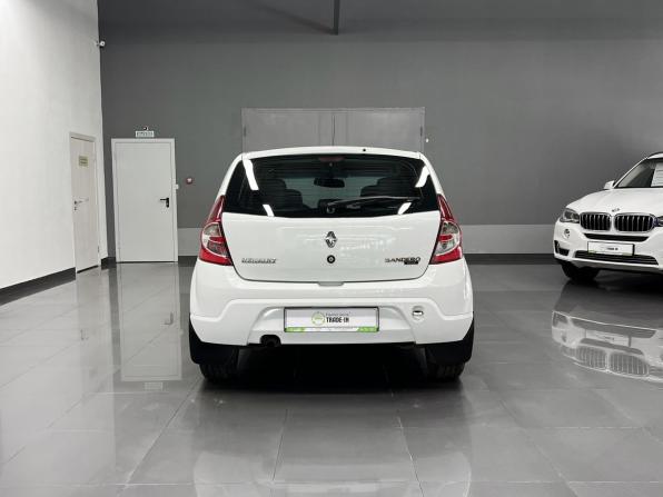 Renault Sandero I с пробегом 2011 года, цена 675 000 рублей, 211742 км, хэтчбек, Автокод Объявления
