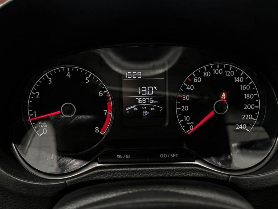 Volkswagen Polo V Рестайлинг Казань  - изображение 16