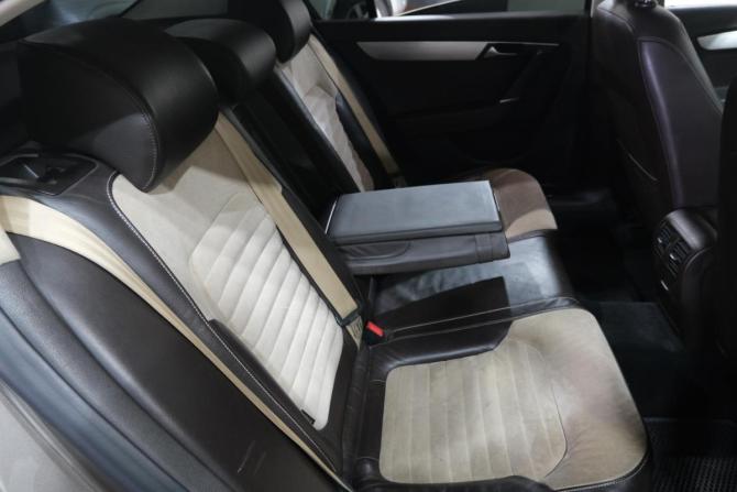 Volkswagen Passat B7 с пробегом 2011 года, цена 999 000 рублей, 371000 км, седан, Автокод Объявления