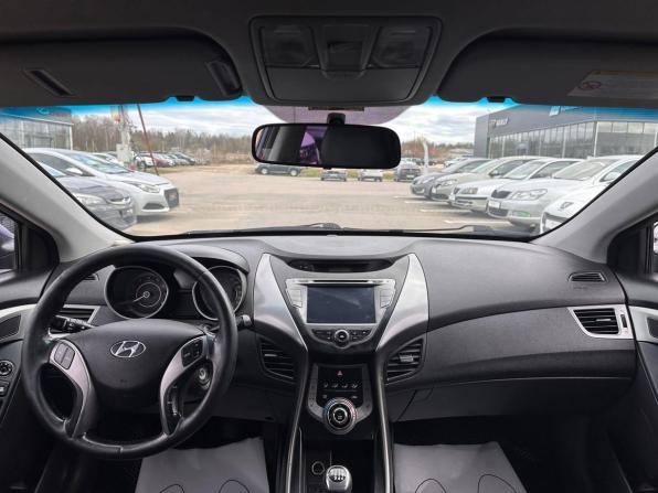 Hyundai Elantra V (MD) Рестайлинг с пробегом 2013 года, цена 998 000 рублей, 229830 км, седан, Автокод Объявления