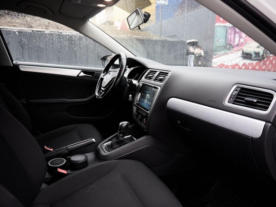 Volkswagen Jetta VI Рестайлинг Казань  - изображение 6