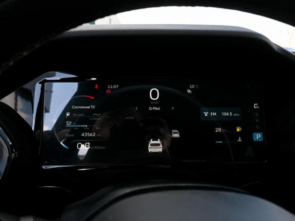 Geely Monjaro I с пробегом 2023 года, цена 3 049 000 рублей, 43562 км, внедорожник, Автокод Объявления