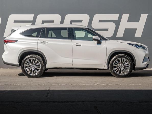 Toyota Highlander IV (XU70) с пробегом 2026 года, цена 5 539 000 рублей, 23 км, внедорожник, Автокод Объявления