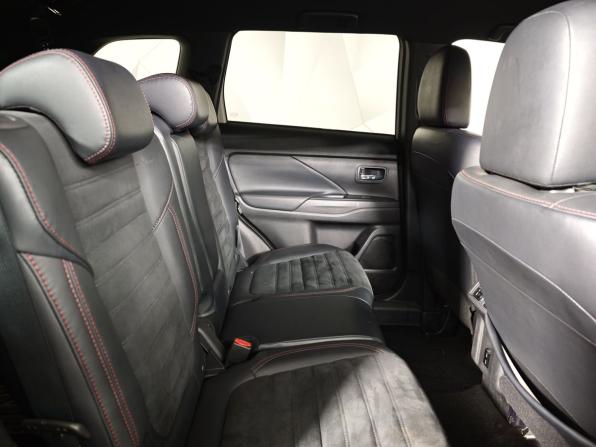 Mitsubishi Outlander III Рестайлинг 3 с пробегом 2021 года, цена 2 659 000 рублей, 49001 км, внедорожник, Автокод Объявления