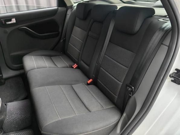 Ford Focus II Рестайлинг с пробегом 2010 года, цена 599 000 рублей, 144676 км, седан, Автокод Объявления