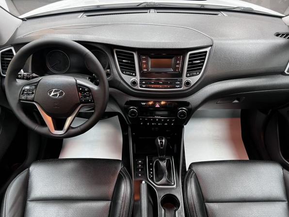 Hyundai Tucson III с пробегом 2015 года, цена 1 945 000 рублей, 112435 км, внедорожник, Автокод Объявления
