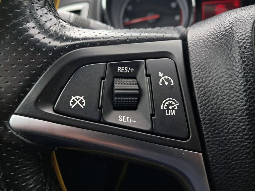 Opel Astra J Рестайлинг Санкт-Петербург  - изображение 10