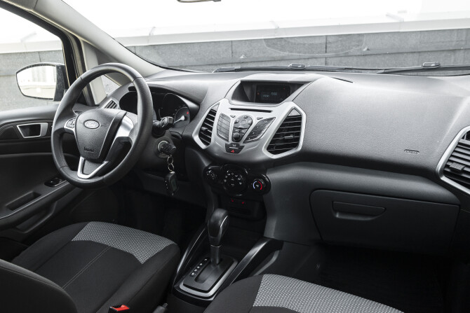 Ford EcoSport II с пробегом 2017 года, цена 1 015 000 рублей, 165130 км, внедорожник, Автокод Объявления