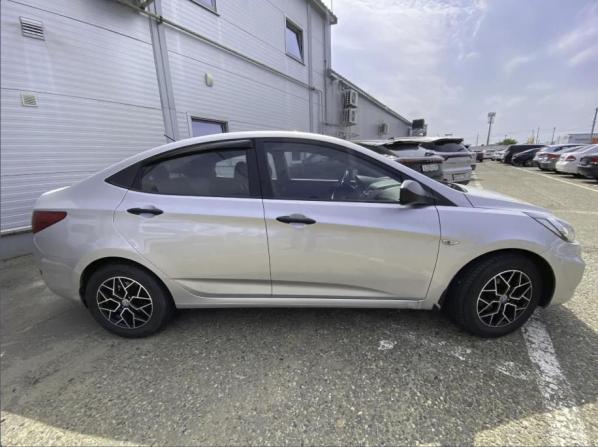 Hyundai Solaris I с пробегом 2011 года, цена 670 000 рублей, 212046 км, седан, Автокод Объявления