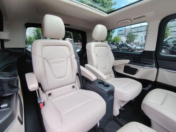 Mercedes-Benz V-Класс III (W447) Рестайлинг с пробегом 2022 года, цена 6 615 000 рублей, 81060 км, минивэн, Автокод Объявления