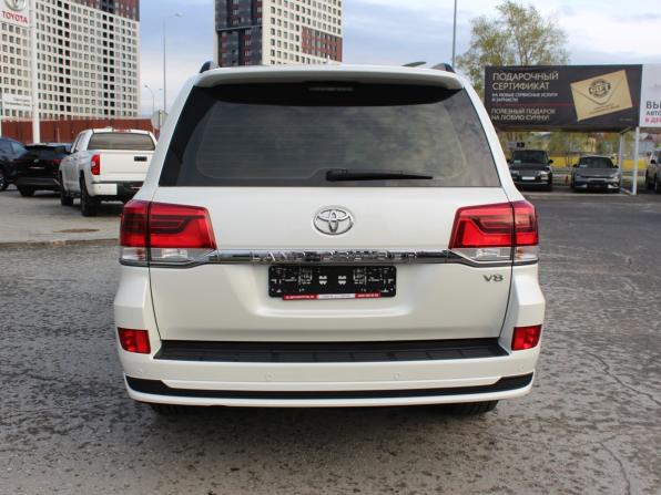 Toyota Land Cruiser 200 Series Рестайлинг 2 с пробегом 2020 года, цена 11 300 000 рублей, 22275 км, внедорожник, Автокод Объявления