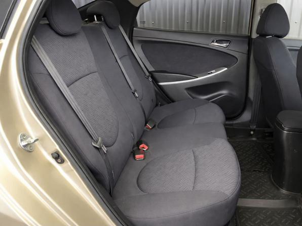 Hyundai Solaris I с пробегом 2014 года, цена 857 000 рублей, 201457 км, седан, Автокод Объявления