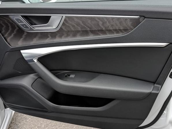 Audi A6 V (C8) с пробегом 2021 года, цена 4 745 000 рублей, 81331 км, седан, Автокод Объявления