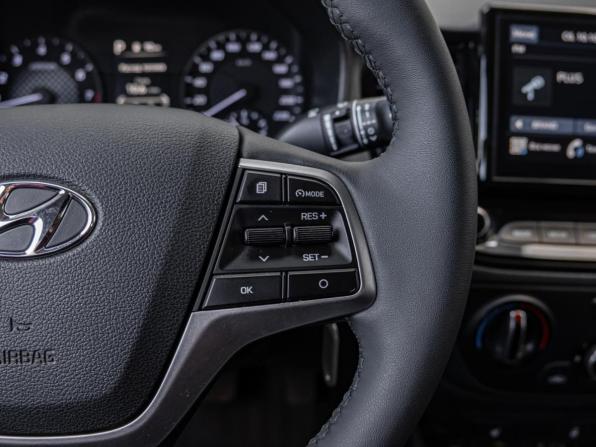 Hyundai Solaris II Рестайлинг с пробегом 2020 года, цена 1 590 000 рублей, 72014 км, седан, Автокод Объявления