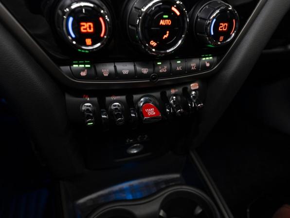 Mini Countryman II с пробегом 2017 года, цена 3 150 000 рублей, 95680 км, внедорожник, Автокод Объявления