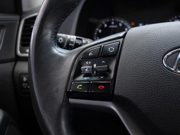 Hyundai Tucson III с пробегом 2017 года, цена 1 897 070 рублей, 108524 км, внедорожник, Автокод Объявления
