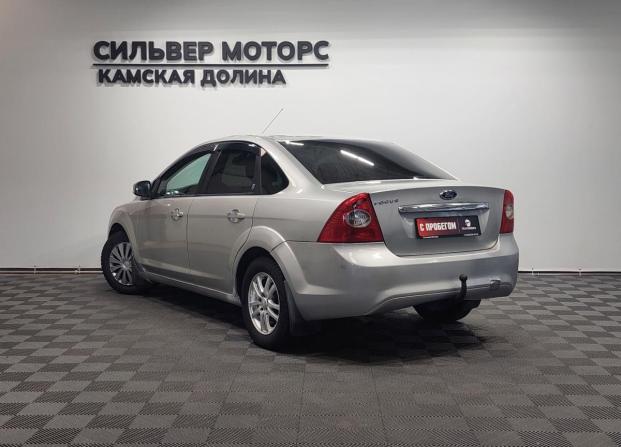 Ford Focus II Рестайлинг с пробегом 2008 года, цена 495 000 рублей, 180000 км, седан, Автокод Объявления