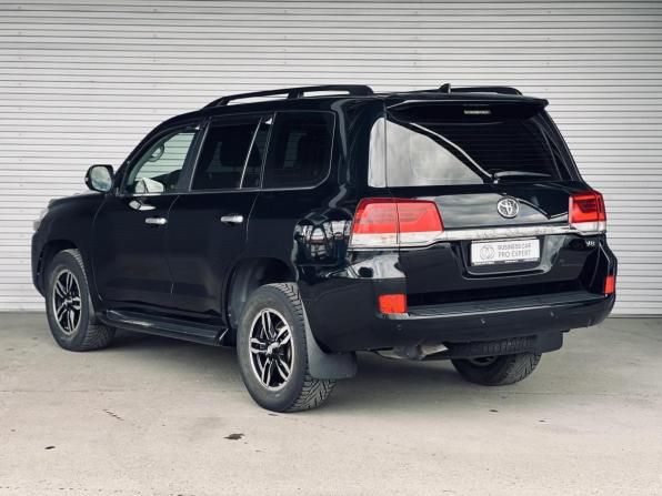 Toyota Land Cruiser 200 Series Рестайлинг 2 с пробегом 2016 года, цена 6 250 000 рублей, 170932 км, внедорожник, Автокод Объявления