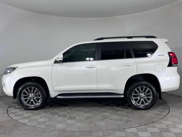 Toyota Land Cruiser Prado 150 Series Рестайлинг 2 с пробегом 2018 года, цена 4 980 000 рублей, 170500 км, внедорожник, Автокод Объявления