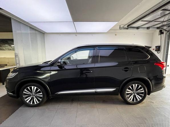 Mitsubishi Outlander III Рестайлинг 3 с пробегом 2018 года, цена 1 610 000 рублей, 217481 км, внедорожник, Автокод Объявления