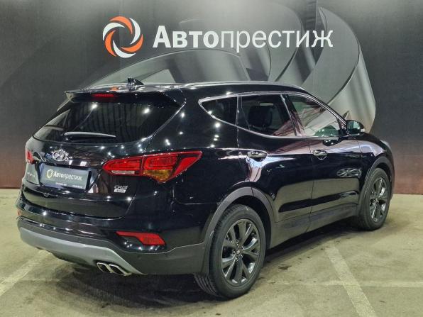 Hyundai Santa Fe III Рестайлинг с пробегом 2018 года, цена 2 100 000 рублей, 174060 км, внедорожник, Автокод Объявления