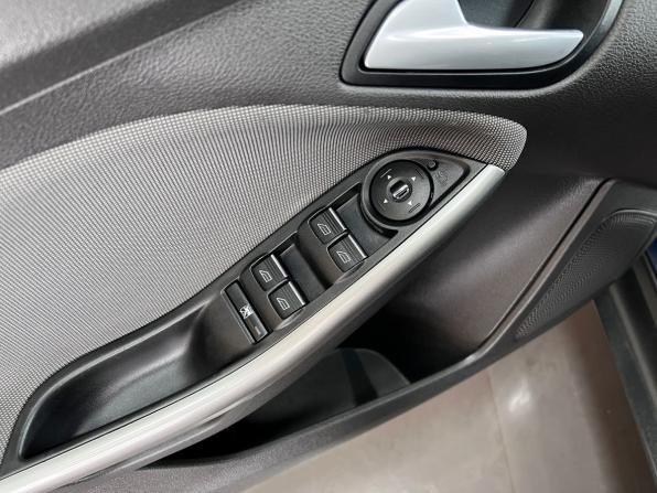 Ford Focus III с пробегом 2014 года, цена 925 000 рублей, 91478 км, хэтчбек, Автокод Объявления