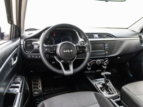Kia Rio IV Рестайлинг с пробегом 2021 года, цена 1 198 000 рублей, 75024 км, седан, Автокод Объявления