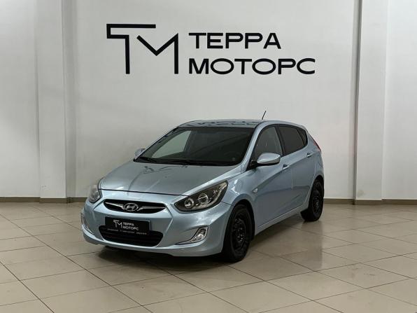 Hyundai Solaris I с пробегом 2012 года, цена 680 000 рублей, 177000 км, хэтчбек, Автокод Объявления