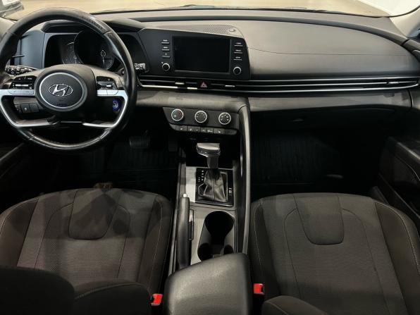 Hyundai Elantra VII (CN7) с пробегом 2021 года, цена 1 640 000 рублей, 133333 км, седан, Автокод Объявления