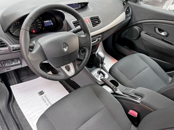 Renault Fluence I с пробегом 2010 года, цена 695 000 рублей, 174033 км, седан, Автокод Объявления