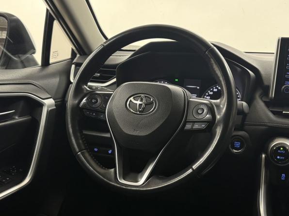 Toyota RAV4 V (XA50) с пробегом 2021 года, цена 3 510 000 рублей, 92987 км, внедорожник, Автокод Объявления