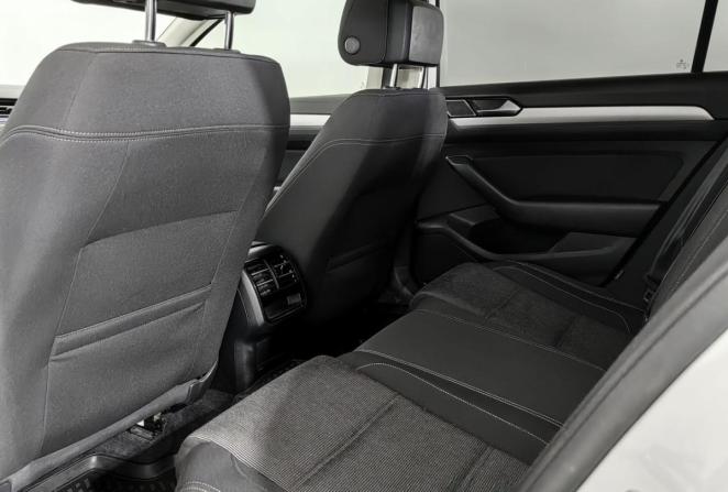 Volkswagen Passat B8 с пробегом 2018 года, цена 1 620 000 рублей, 193669 км, седан, Автокод Объявления