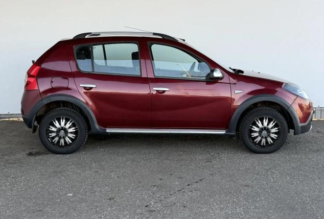 Renault Sandero I с пробегом 2014 года, цена 620 000 рублей, 105449 км, хэтчбек, Автокод Объявления