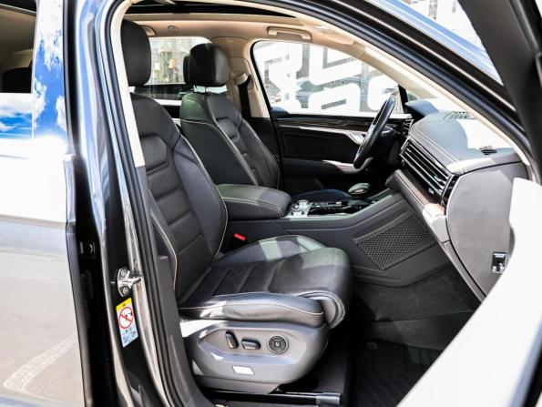 Volkswagen Touareg III с пробегом 2020 года, цена 7 176 900 рублей, 58960 км, внедорожник, Автокод Объявления