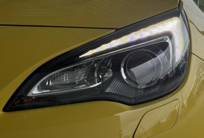 Opel Astra J Рестайлинг с пробегом 2014 года, цена 965 000 рублей, 151400 км, хэтчбек, Автокод Объявления