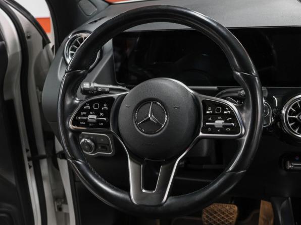 Mercedes-Benz GLA II (H247) с пробегом 2021 года, цена 3 699 000 рублей, 57628 км, внедорожник, Автокод Объявления