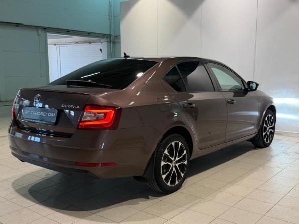 Skoda Octavia III (A7) Рестайлинг с пробегом 2018 года, цена 2 030 000 рублей, 114001 км, лифтбек, Автокод Объявления
