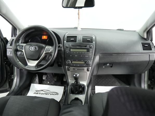 Toyota Avensis III с пробегом 2009 года, цена 920 000 рублей, 203680 км, седан, Автокод Объявления