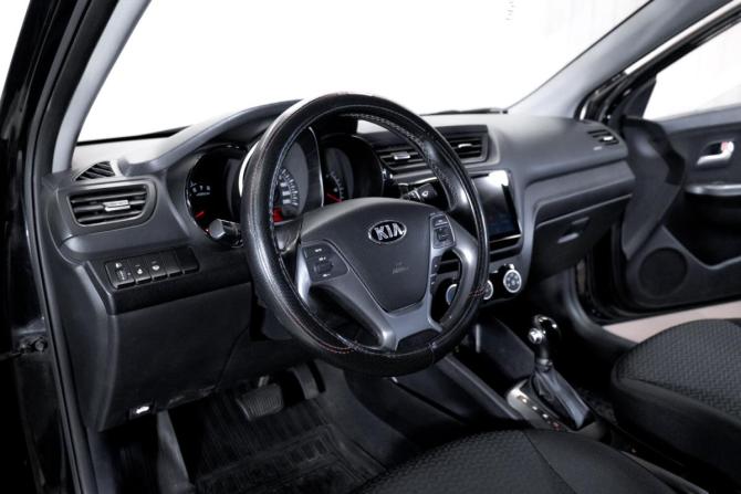Kia Rio III Рестайлинг с пробегом 2017 года, цена 1 249 999 рублей, 103600 км, седан, Автокод Объявления