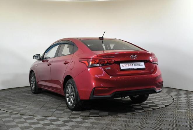 Hyundai Solaris II с пробегом 2018 года, цена 1 350 000 рублей, 79517 км, седан, Автокод Объявления