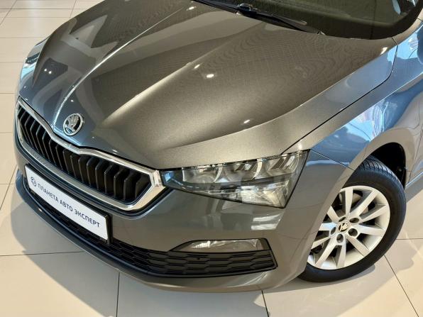 Skoda Rapid II с пробегом 2021 года, цена 1 699 000 рублей, 69300 км, лифтбек, Автокод Объявления