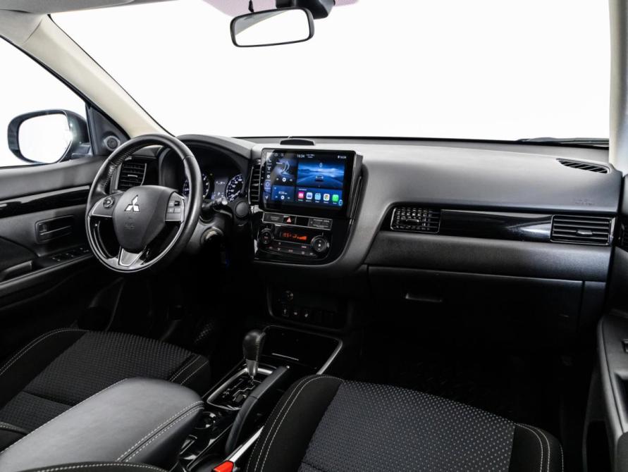 Mitsubishi Outlander III Рестайлинг 3 Санкт-Петербург  - изображение 9
