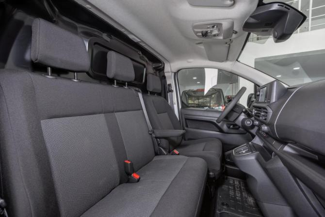 Peugeot Expert III Рестайлинг с пробегом 2025 года, цена 5 099 000 рублей, 10 км, фургон, Автокод Объявления